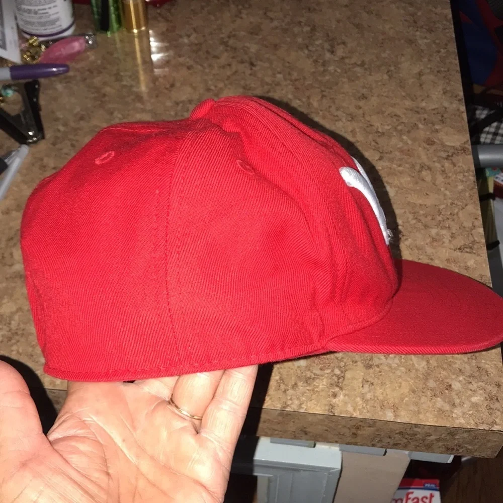 Men’s Rocawear Fitted Cap - Picture 5 of 8